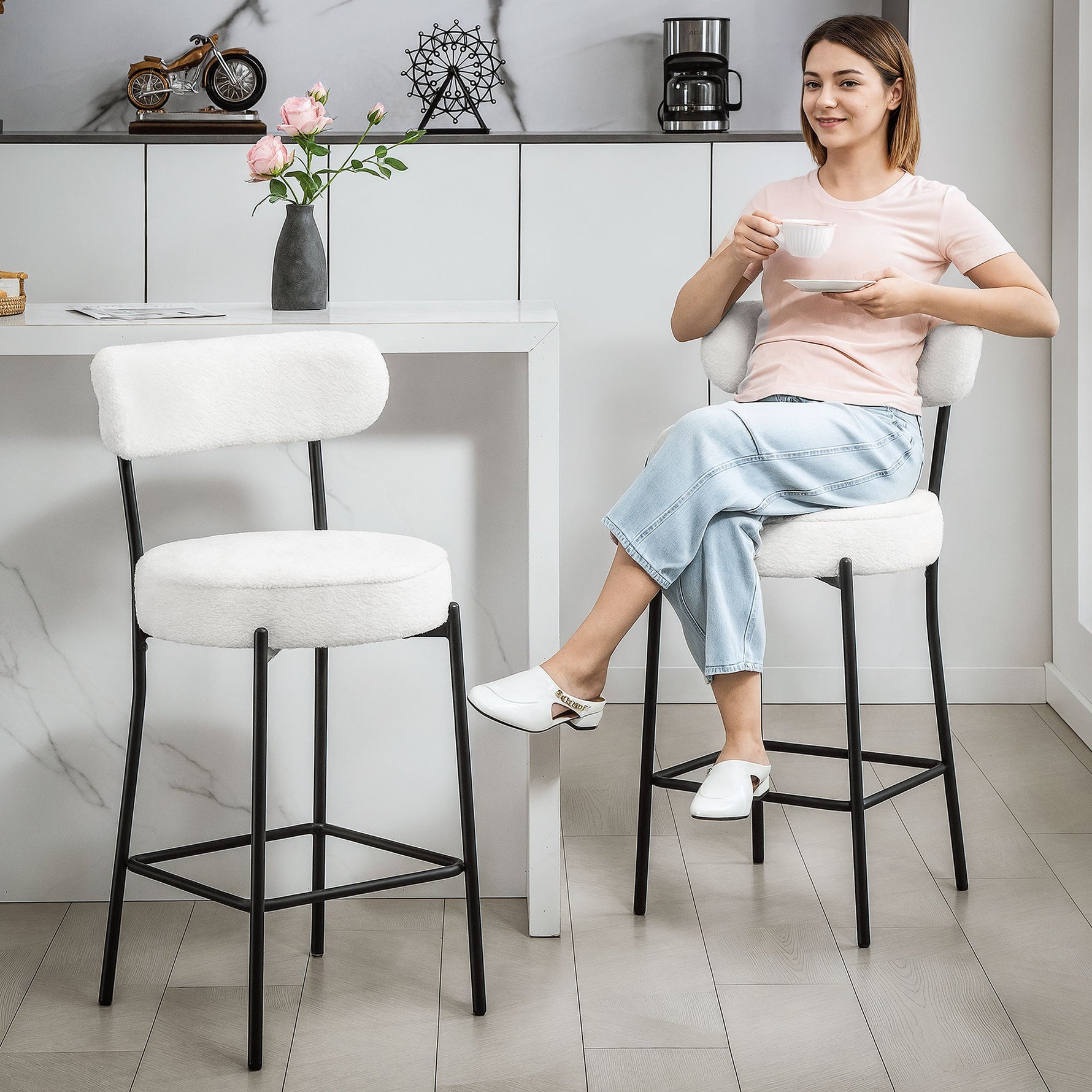 Lot de 2 tabourets de bar en tissu bouclette, chaises de bar avec dossier courbé, repose-pieds, 49x52x95cm, crème