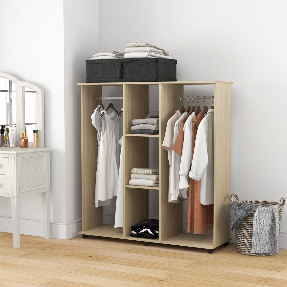 Arropa-armairua, Biltegiratzeko altzari mugikorra, 6 gurpil, 120L x 40l x 128H cm, egur naturala