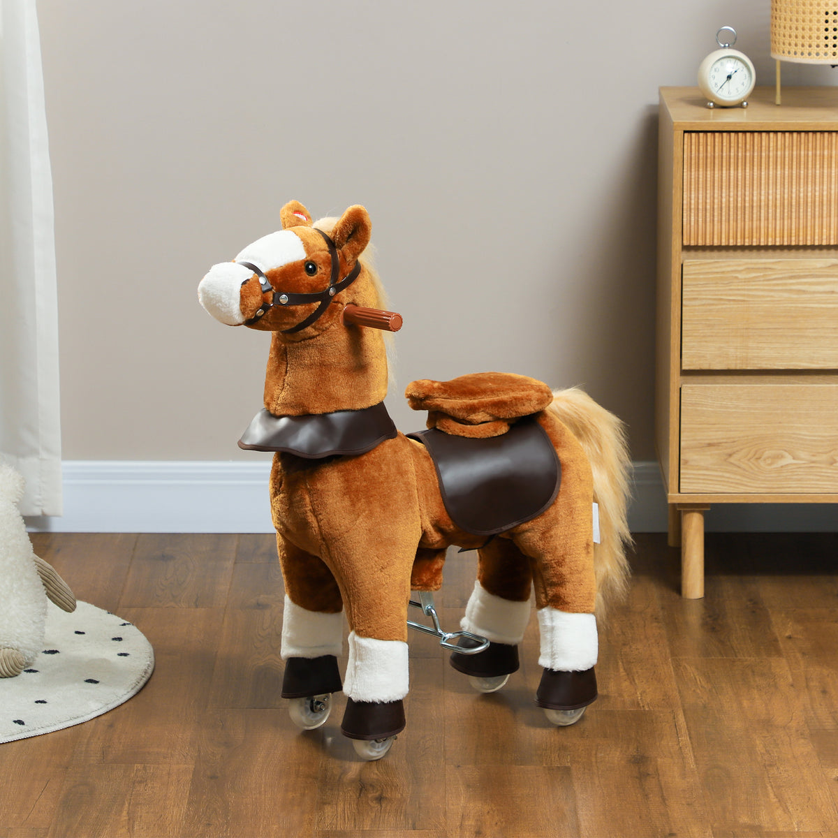 Cavallo giocattolo per bambini a rotelle con sella rialzata per bambini 3-5 anni, portata 60 kg, 70 x 28 x 70 cm, marrone