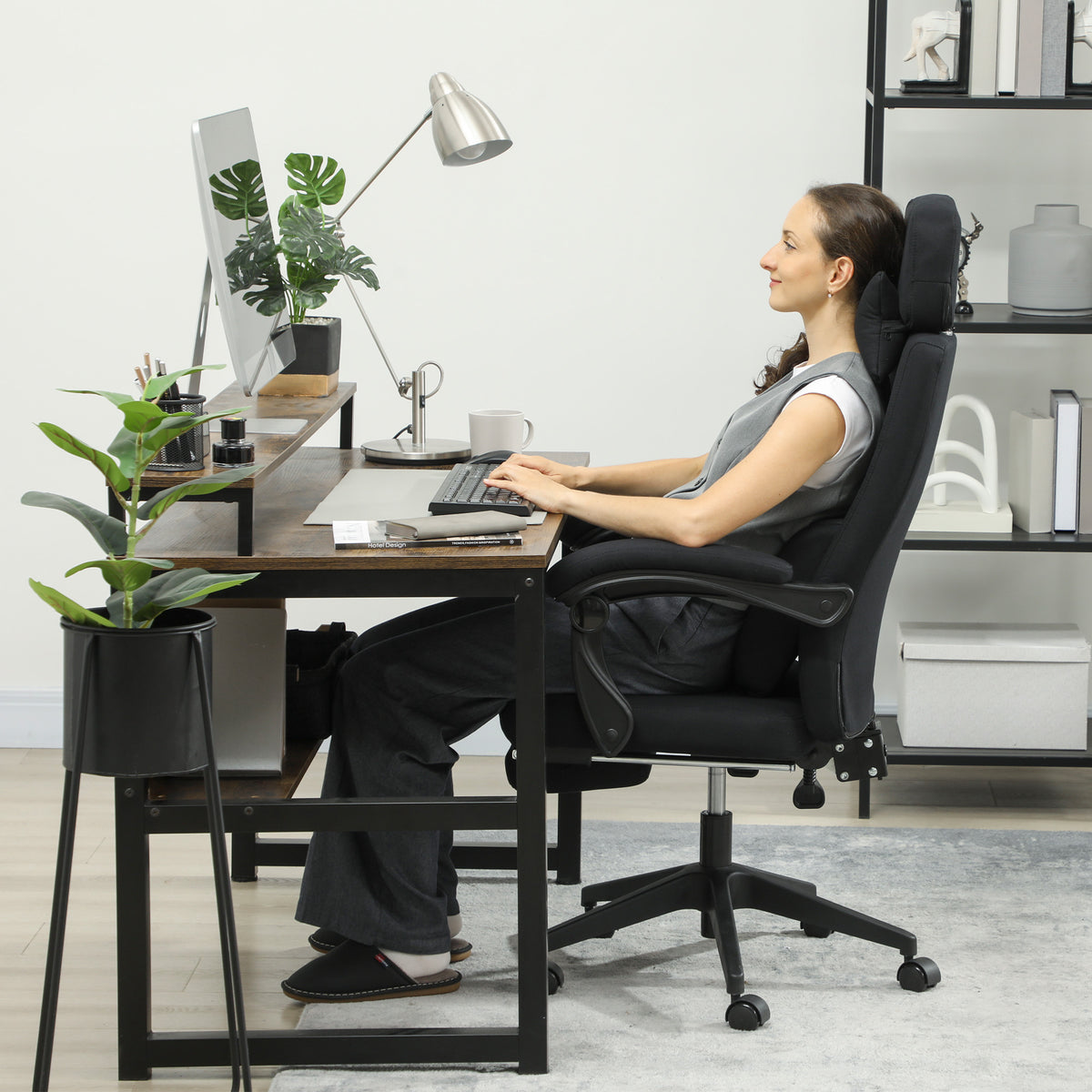 Fauteuil de bureau chaise de bureau grand confort dossier réglable repose-pied roulettes 360° lin 62 x 68 x 127 cm noir