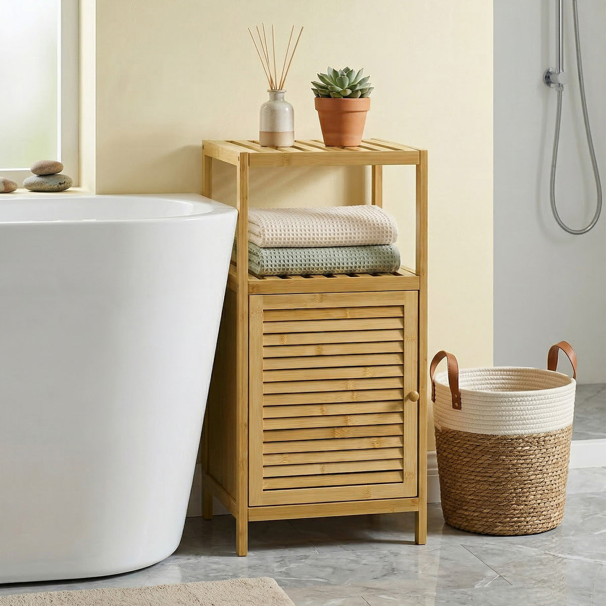 Meuble de rangement pour salle de bain en bambou 2 étagères et 1 placard avec porte 33 x 36,5 x 67 cm naturel