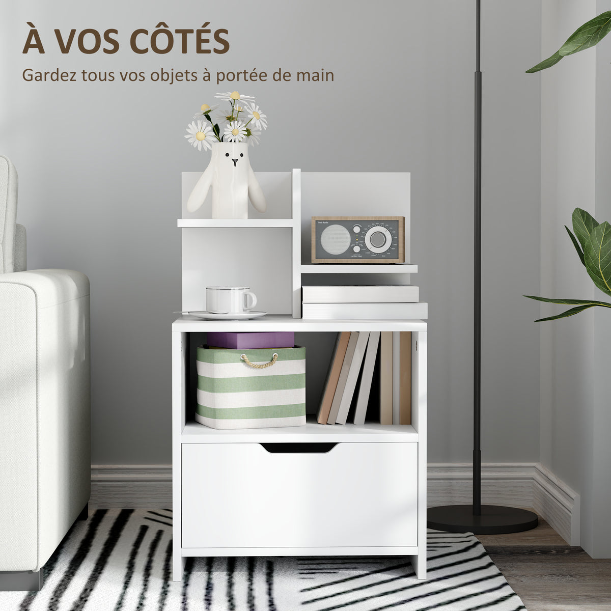 Comodino con cassetto, nicchia e ripiani portaoggetti effetto legno 45 x 35 x 73 cm bianco