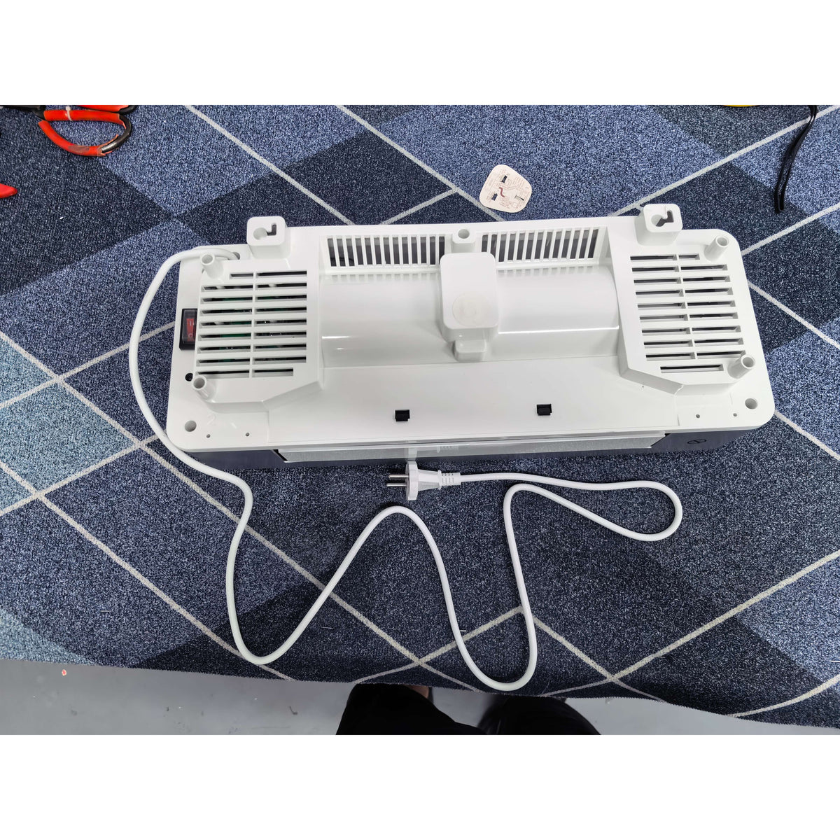 Intelligente Keramik-Wandheizung 2000 W, WLAN, kompatibel mit Alexa und Google Home, Oszillation, Weiß