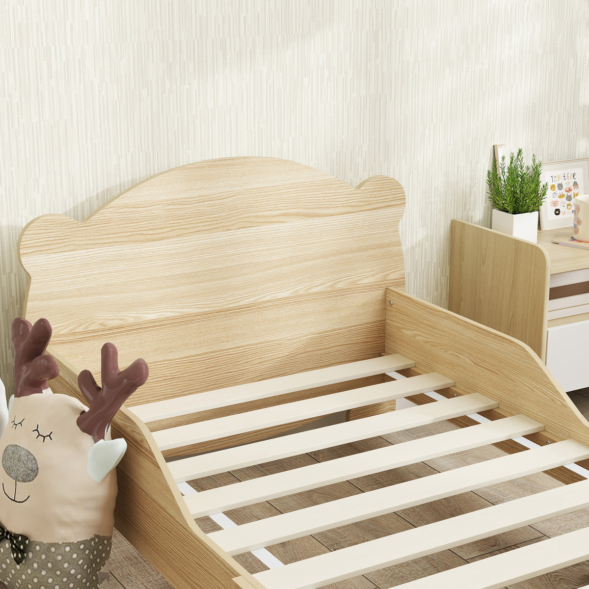 Lit enfant 70x140 cm avec barrières de sécurité thème d'ours pour garçons, filles, âgés de 3 à 6 ans, bois naturel