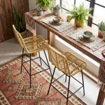 Lot de 2 tabourets de bar design bohème Hauteur 66 cm avec repose-pieds métal et rotin PE - naturel