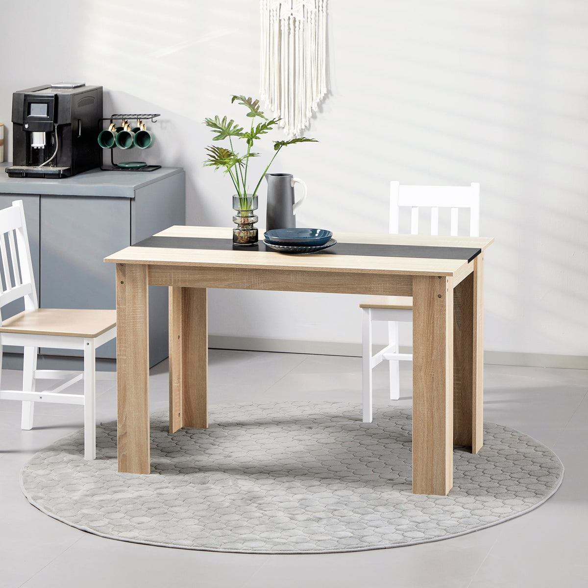 Eettafel keukentafel modern design met groot blad 2-4 personen van hout afm. 120L x 69B x 75H cm
