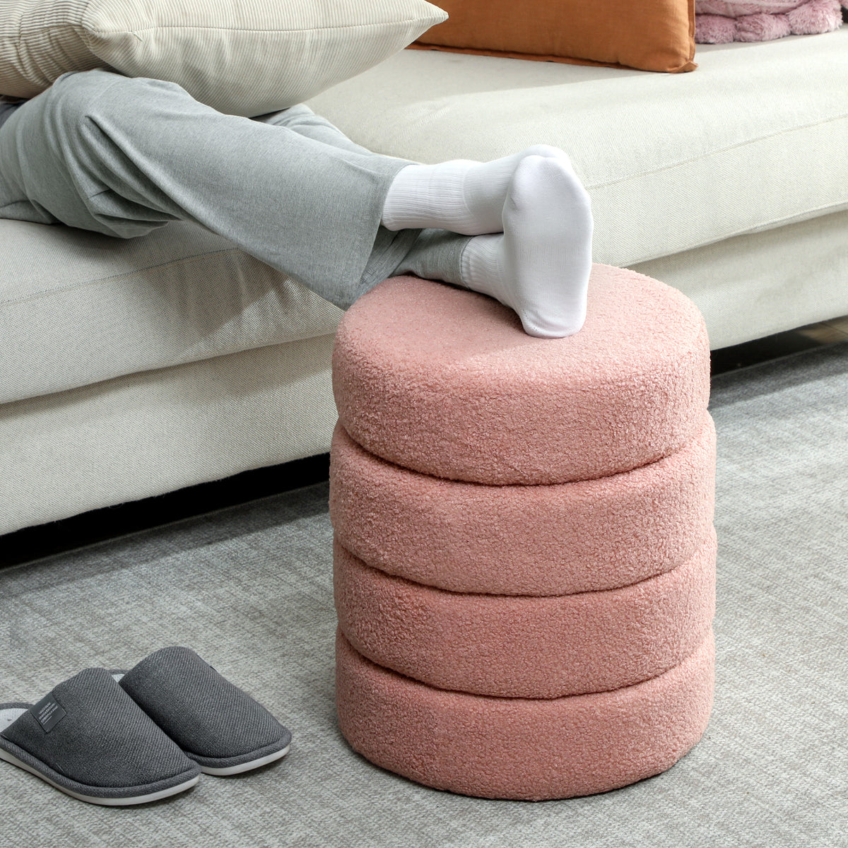 Poggiapiedi da salotto, sgabello ottomano rotondo imbottito in tessuto Teddy, per camera da letto, ingresso, Ø 40 x 45 cm, rosa