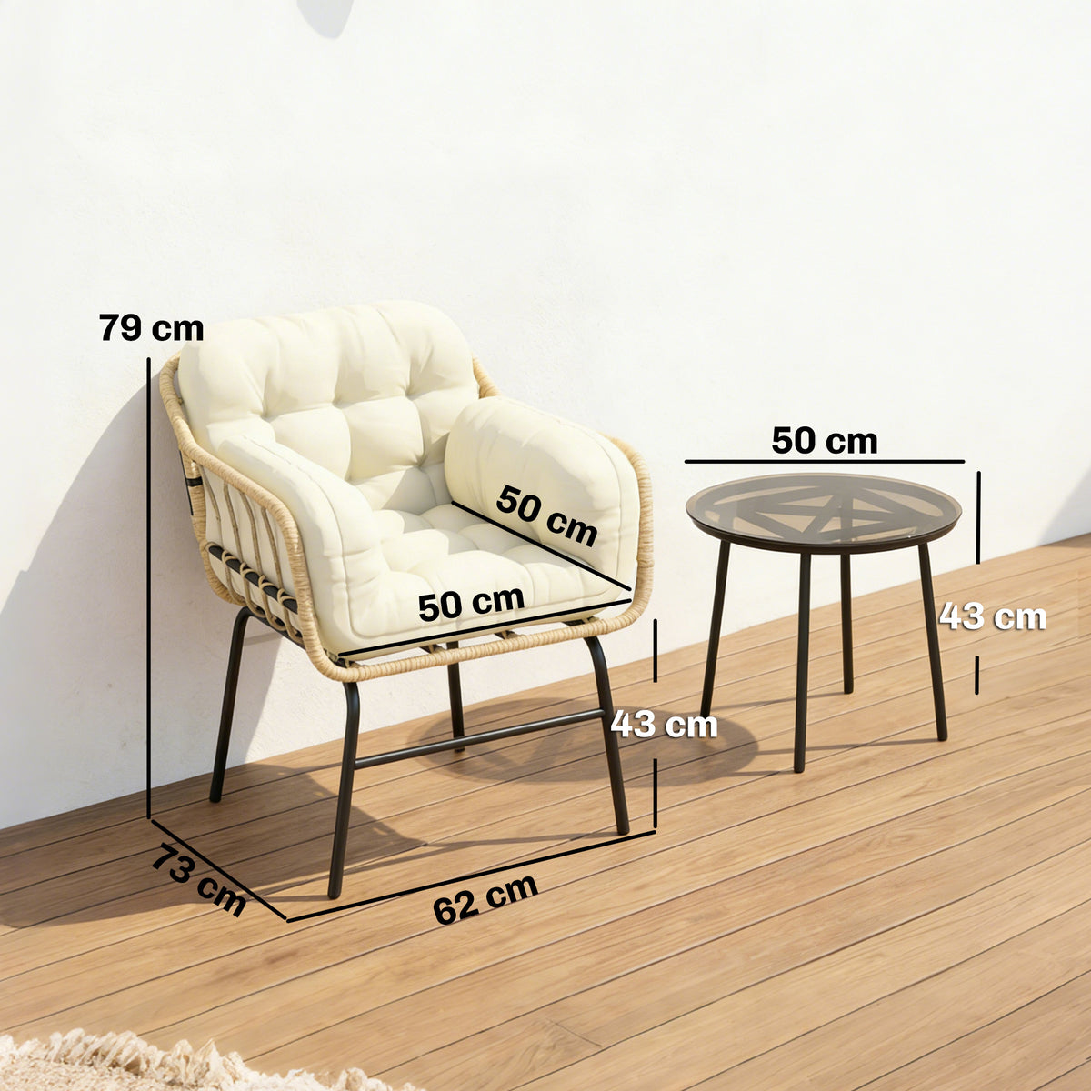 Salon de Jardin Extérieur 3 Pièces en Résine Tressée, Table en Verre Trempé, 2 Fauteuils avec Coussins, 62x73x79cm, Crème