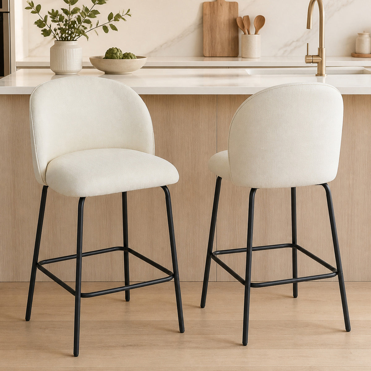 Set di 2 Sgabelli da Bar, Sedie da Bar, Poggiapiedi e Schienale, Tessuto Effetto Lino, Altezza Seduta 68cm, Crema