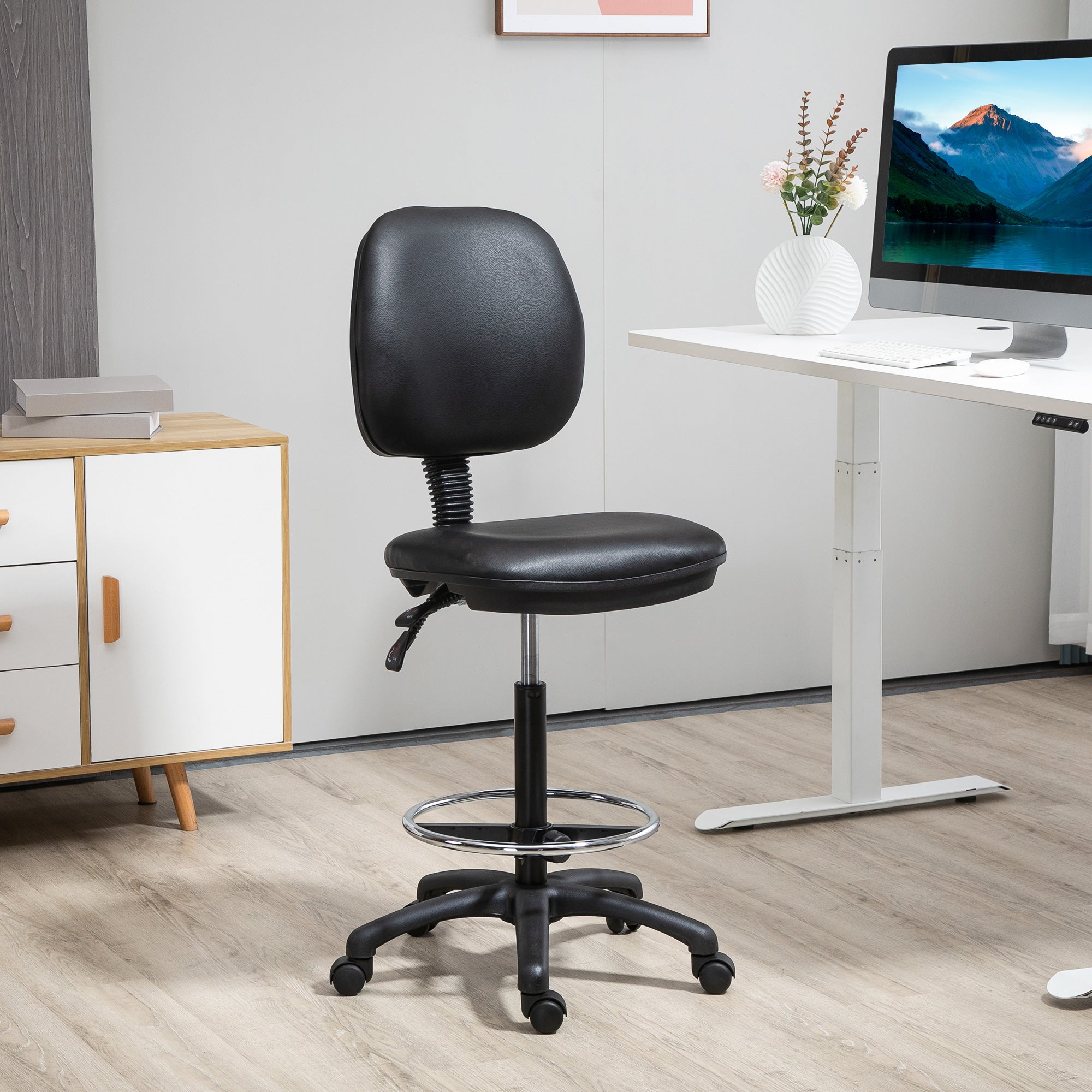 Height-adjustable rolling stool 69-91 cm with tilting backrest and adjustable footrest