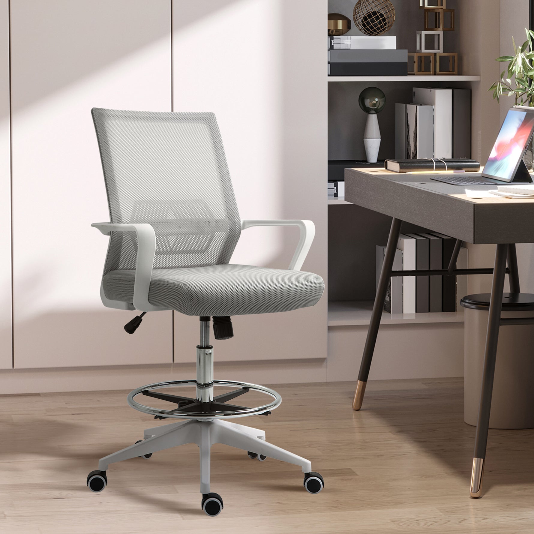 Fauteuil de bureau chaise de bureau assise haute réglable dim. 64L x 59l x 104-124H cm tabouret de bureau pivotant 360° maille respirante gris et blanc