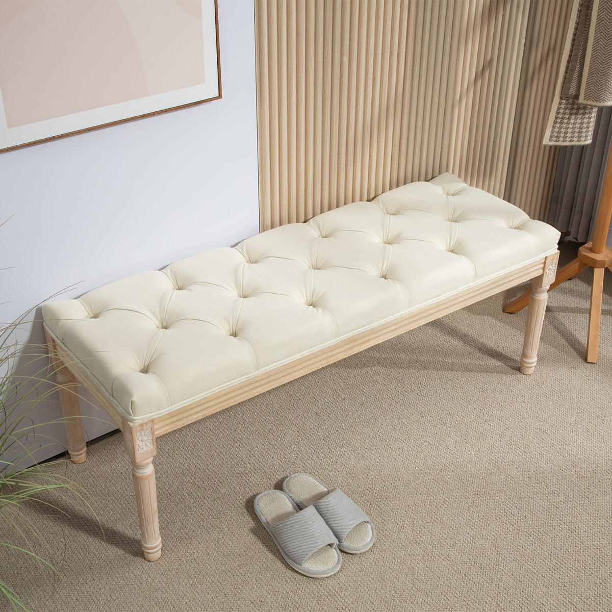 Banc Banquette classique capitonné 115cm bout de lit Rembourrée en lin - bois d'hévéa sculpté, patiné - crème