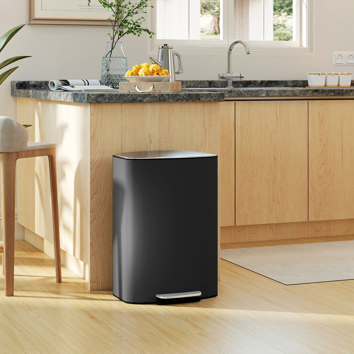 Pattumiera da cucina 50L, pattumiera a pedale, secchio interno rimovibile, coperchio a chiusura rallentata, 45,1x36,5x62,6cm, nero