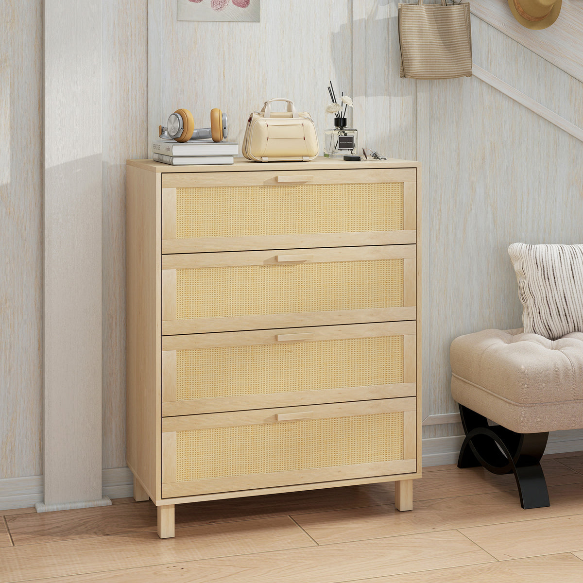 Commode 4 tiroirs cannage en rotin dim. 80L x 40l x 103H cm MDF Aspect Bois Clair