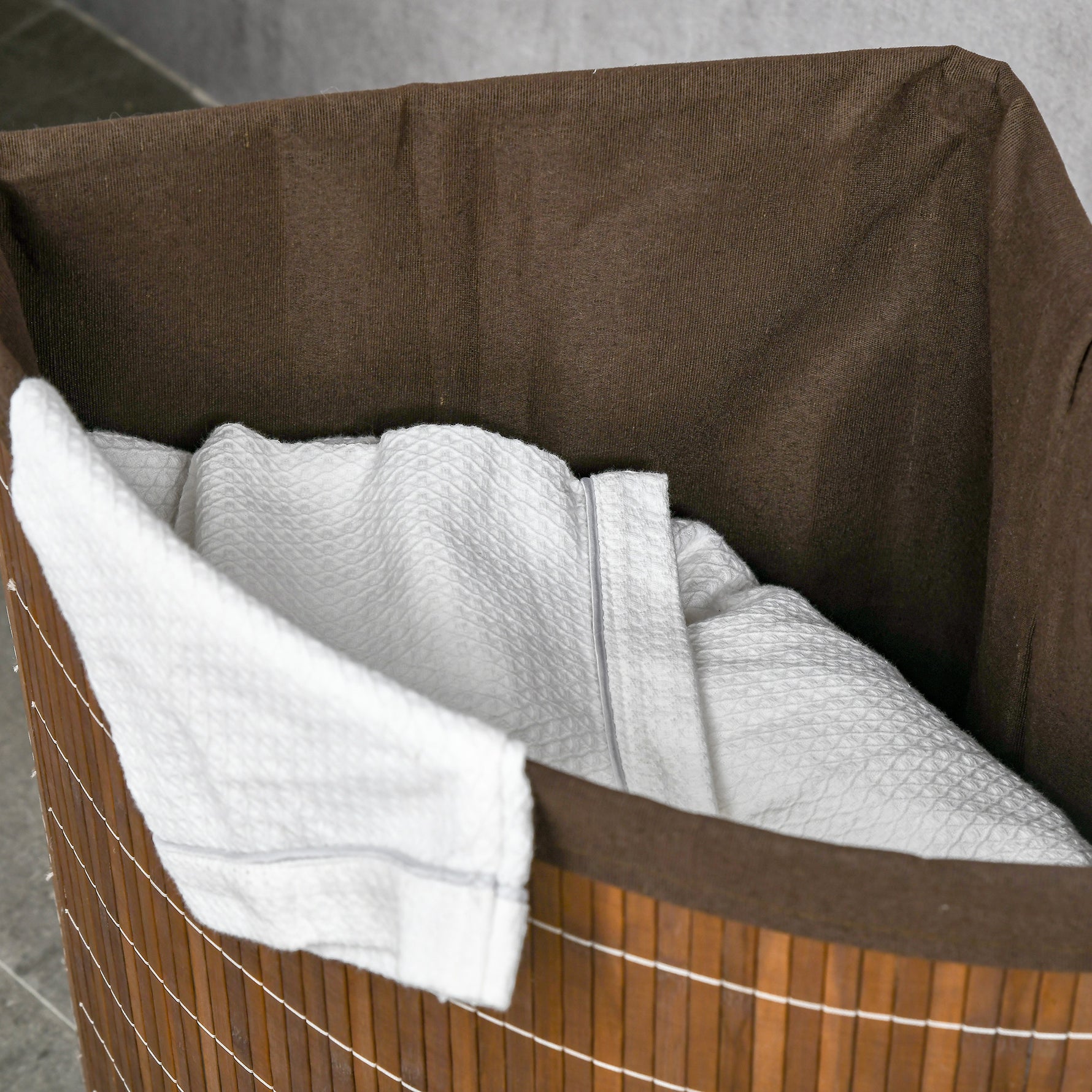 Panier à linge en bambou d'angle 55L avec couvercle et sac amovible 38 x 38 x 57 cm marron