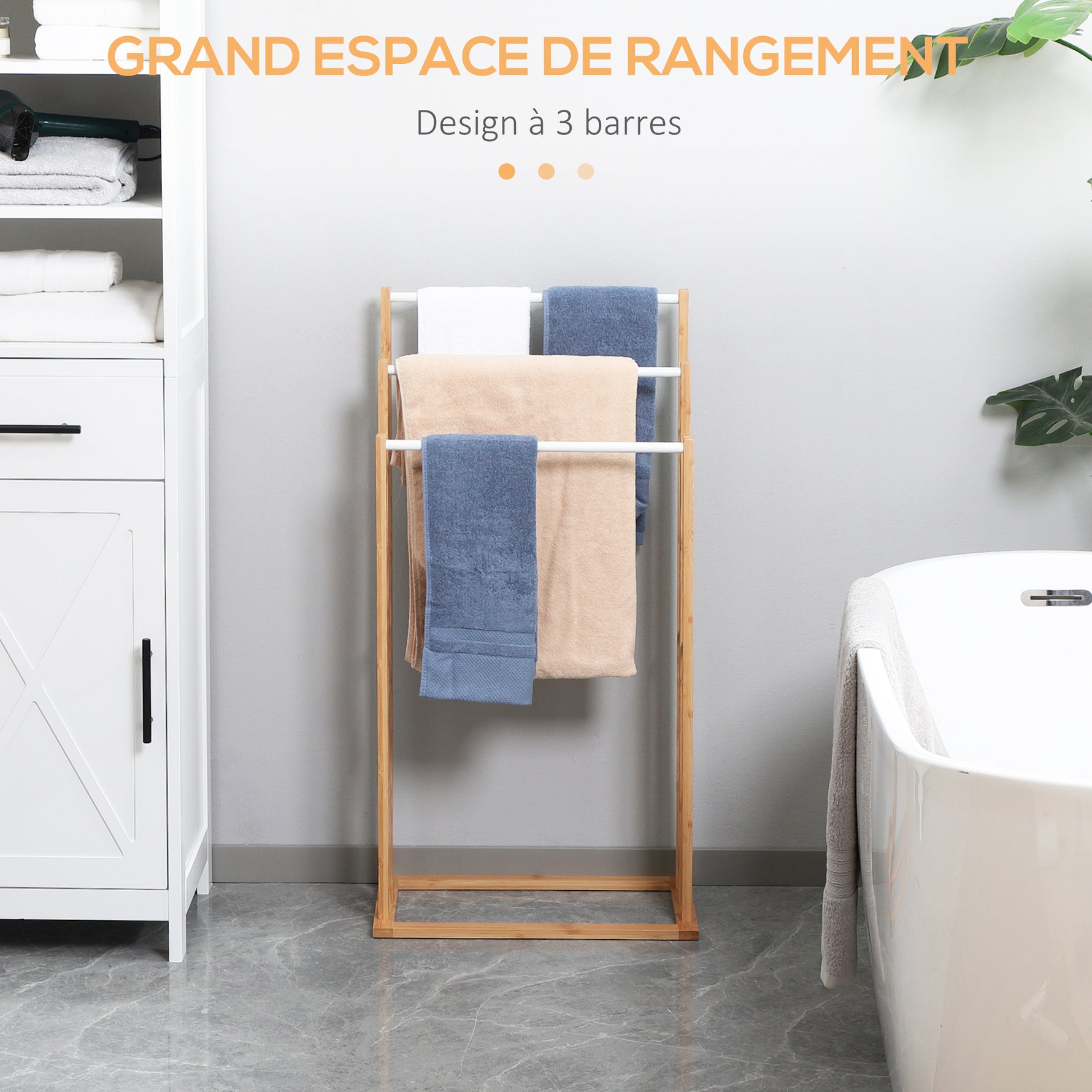 Porte-serviettes en bambou sur pieds avec 3 barres support pour serviette étagère de salle de bain - 48 x 25,8 x 94 cm