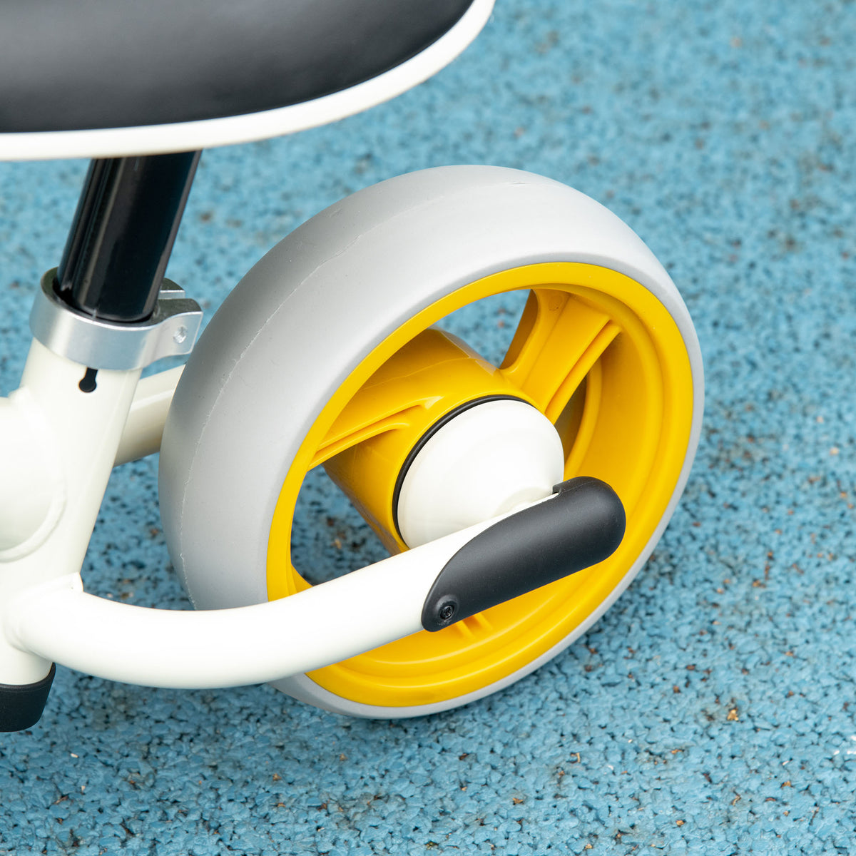 Vélo d'équilibre pour bébé siège réglable roues EVA jouet enfant pour bébé 18-48 mois pour garçons et filles orange