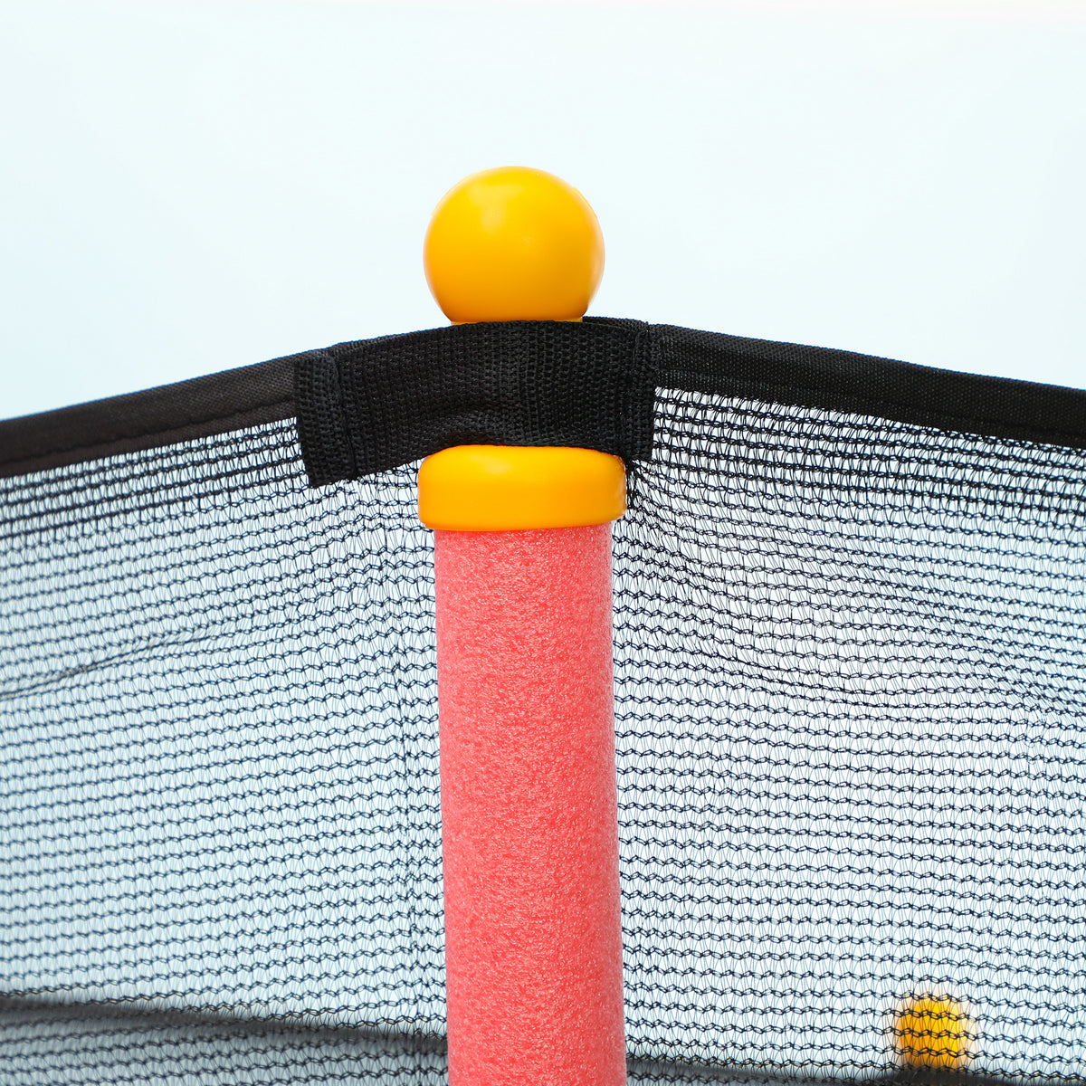 Trampoline pour enfant 1,22 x 1,11 x 1,9 m filet de sécurité porte zippée 6 poteaux rembourrés inclus rouge noir