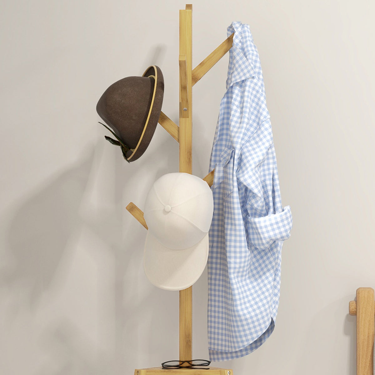 Portemanteau sur pied en bois bambou portant à vêtements 8 patères 3 étagères 46 x 46 x 175 cm naturel