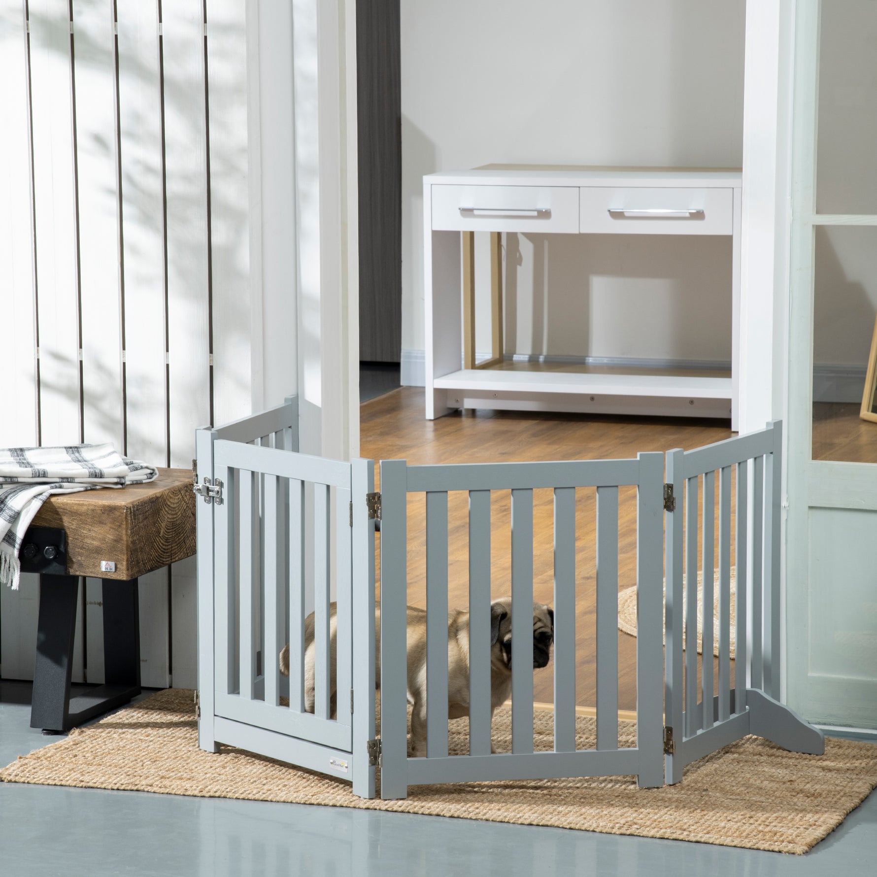 Barrière de Sécurité Chien Pliable Double Face en Bois, 4 Panneaux avec Porte, Pieds de Support, 205 x 60 cm, Gris