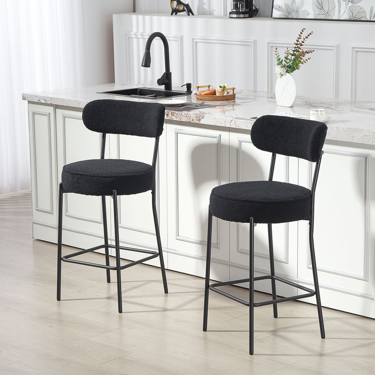 Lot de 2 tabourets de bar en tissu bouclette, chaises de bar avec dossier courbé, repose-pieds, 49x52x95cm, noir