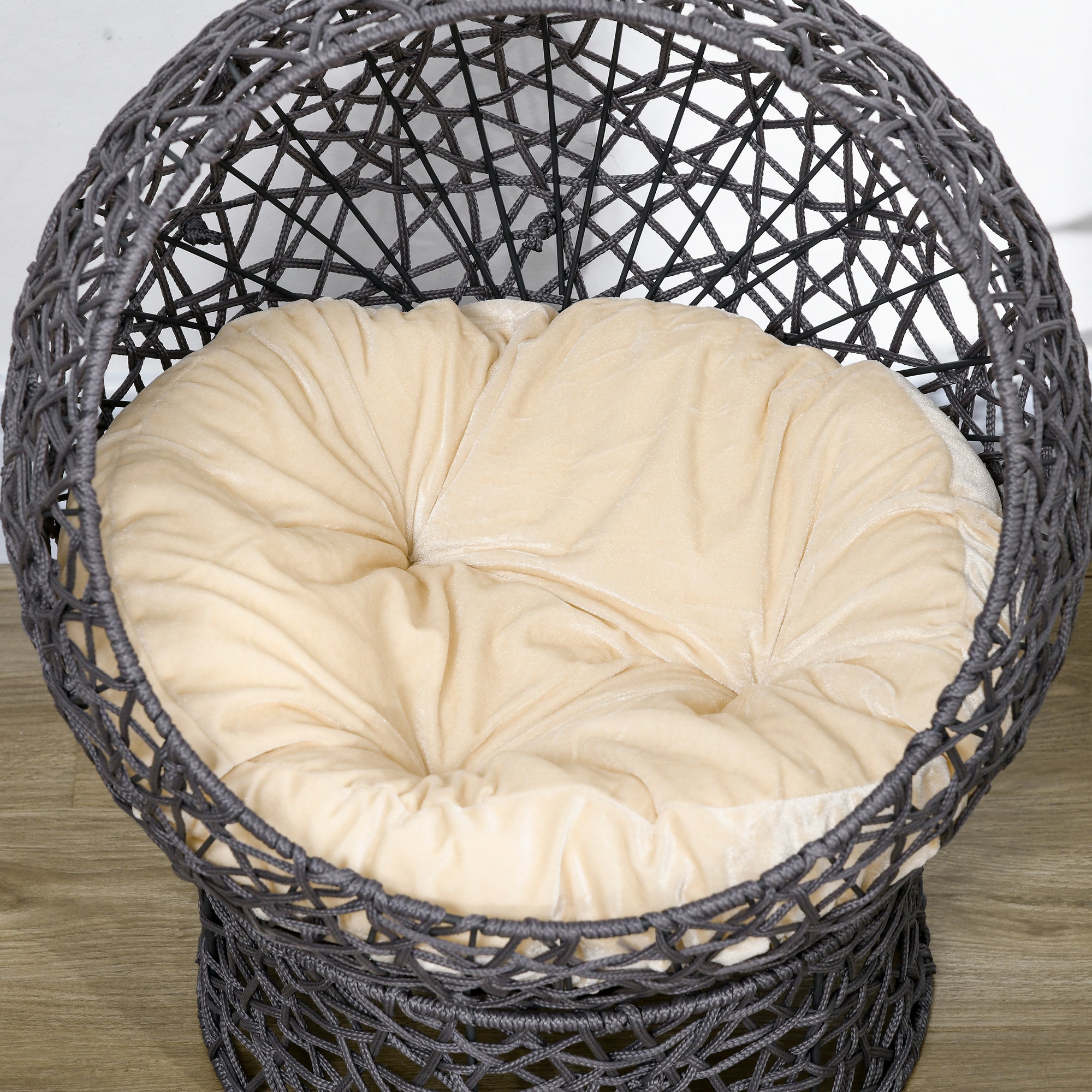 Raised cat bed, cozy cat cave, 50 x 50 x 60 cm, includes soft cream cushion, purple polyester rope