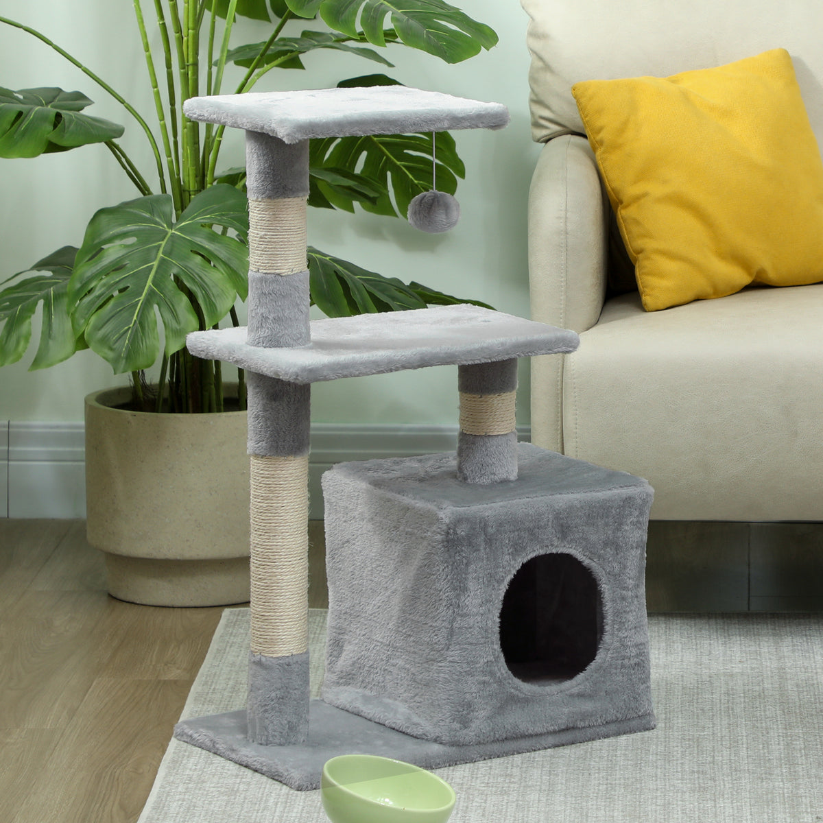 Katzenkratzbaum mit Spieltürmen, Sisalstämmen, 2 Plattformen, Höhle, Ball und Plüschbezug, 50 x 30 x 81,5 cm, grau