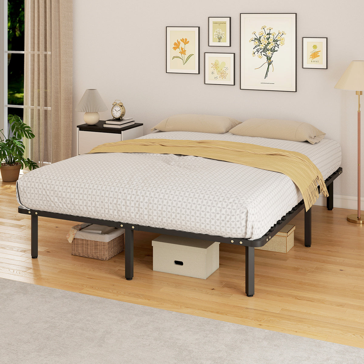 Bettgestell 160 x 200 cm, Doppelbett mit Lattenrost aus Massivholz und Fußteil, mit Stauraum darunter, schwarz