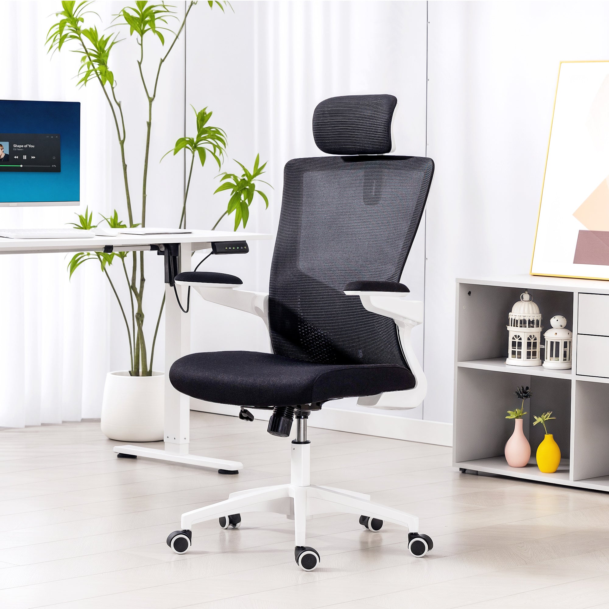 Chaise bureau ergonomique, fauteuil de bureau, accoudoirs relevables, soutien lombaire, appui-tête, 60x63x120cm, noir