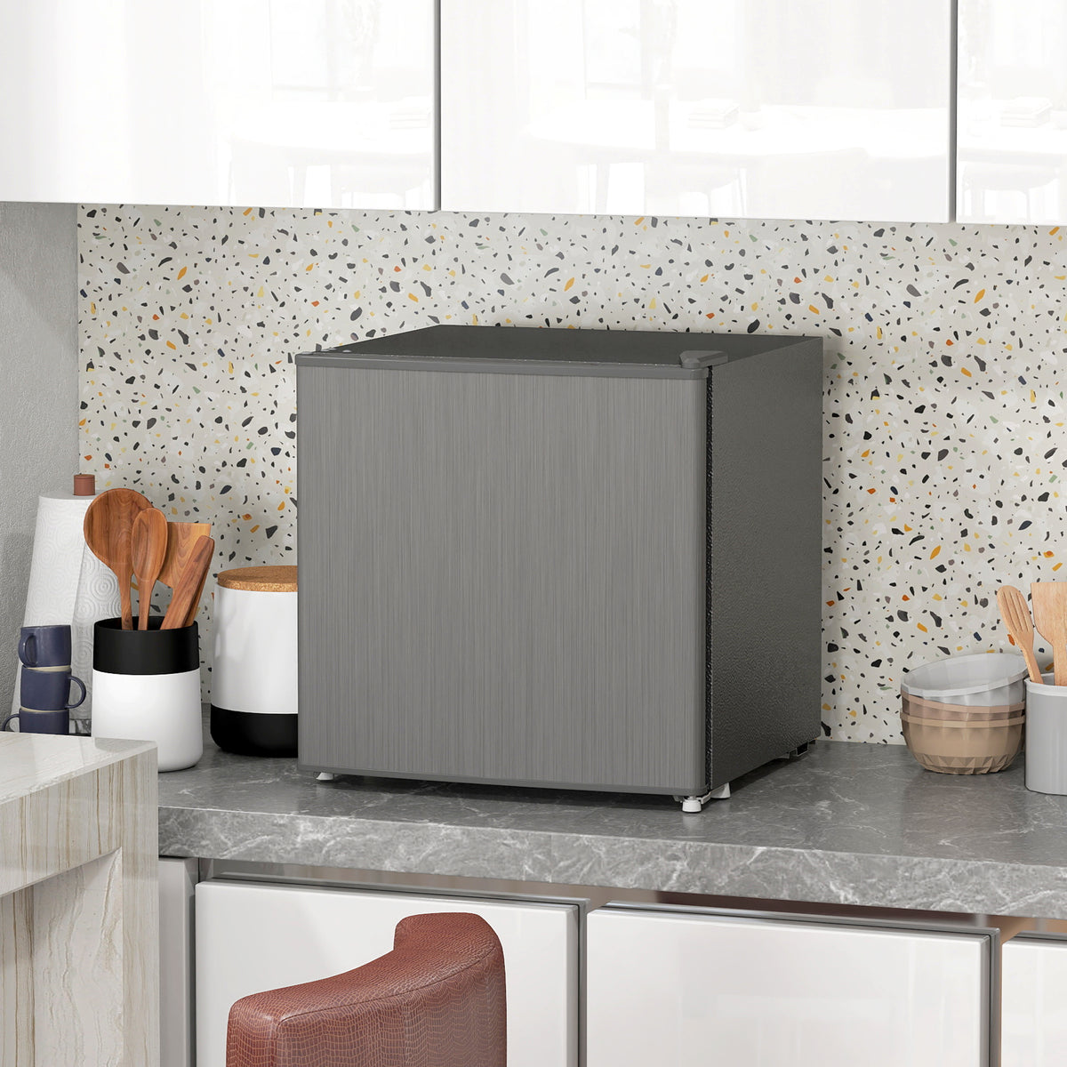 Mini-Gefrierschrank, einstellbare Temperatur von -14 bis -24 °C, kompakt 35 l, wechselbarer Türanschlag, Klasse E, 47 x 44,2 x 48,8 cm, Grau
