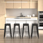 Lot de 4 tabourets de Bar Empilable Chaise de Bar Industriel avec Repose-Pied Hauteur d'Assise 76 cm, cadre en métal, style rétro, pour salle à manger, balcon, bistrot ou bar, Noir
