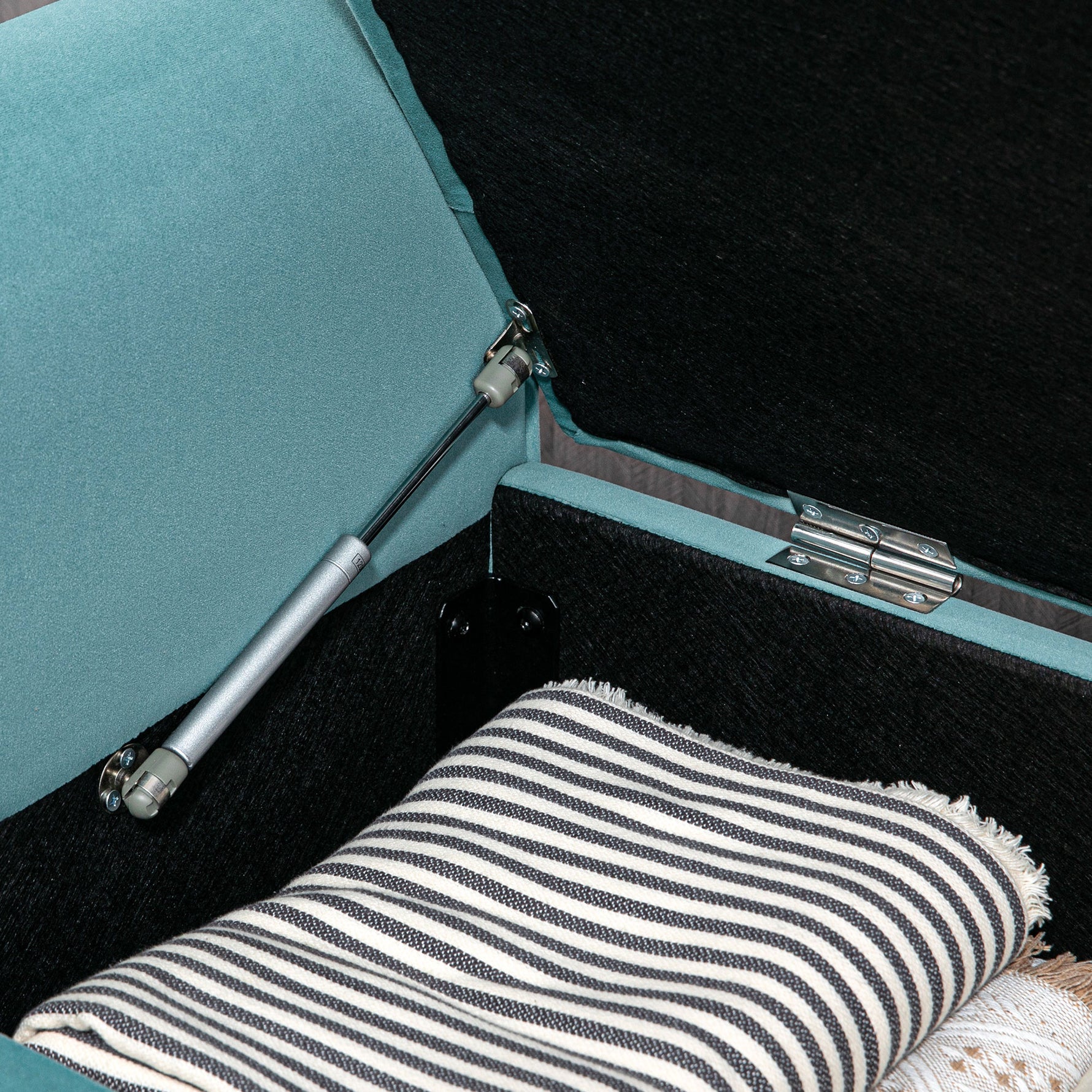 Banc de rangement bout de lit avec accoudoirs, tissu velours rembourré et capitonné, 126 x 48,5 x 57 cm, vert