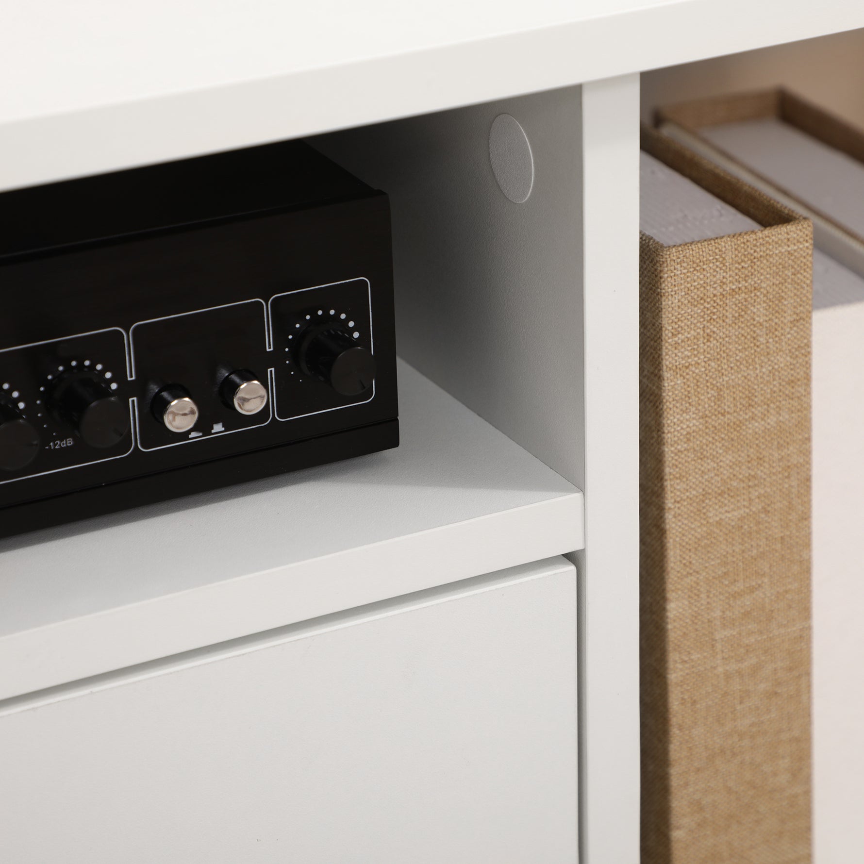 Meuble TV Banc TV Design Contemporain - 3 niches, Placard Double Porte - dim. 120L x 30l x 41H cm - Panneaux Particules Blanc