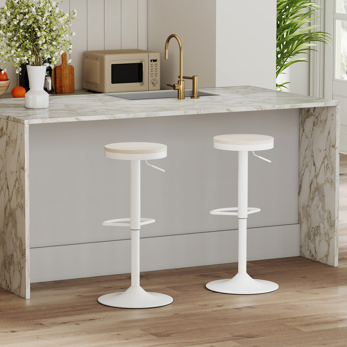 Set di 2 sgabelli da bar, sedie da bar girevoli con seduta in legno di caucciù, altezza regolabile e poggiapiedi, bianco