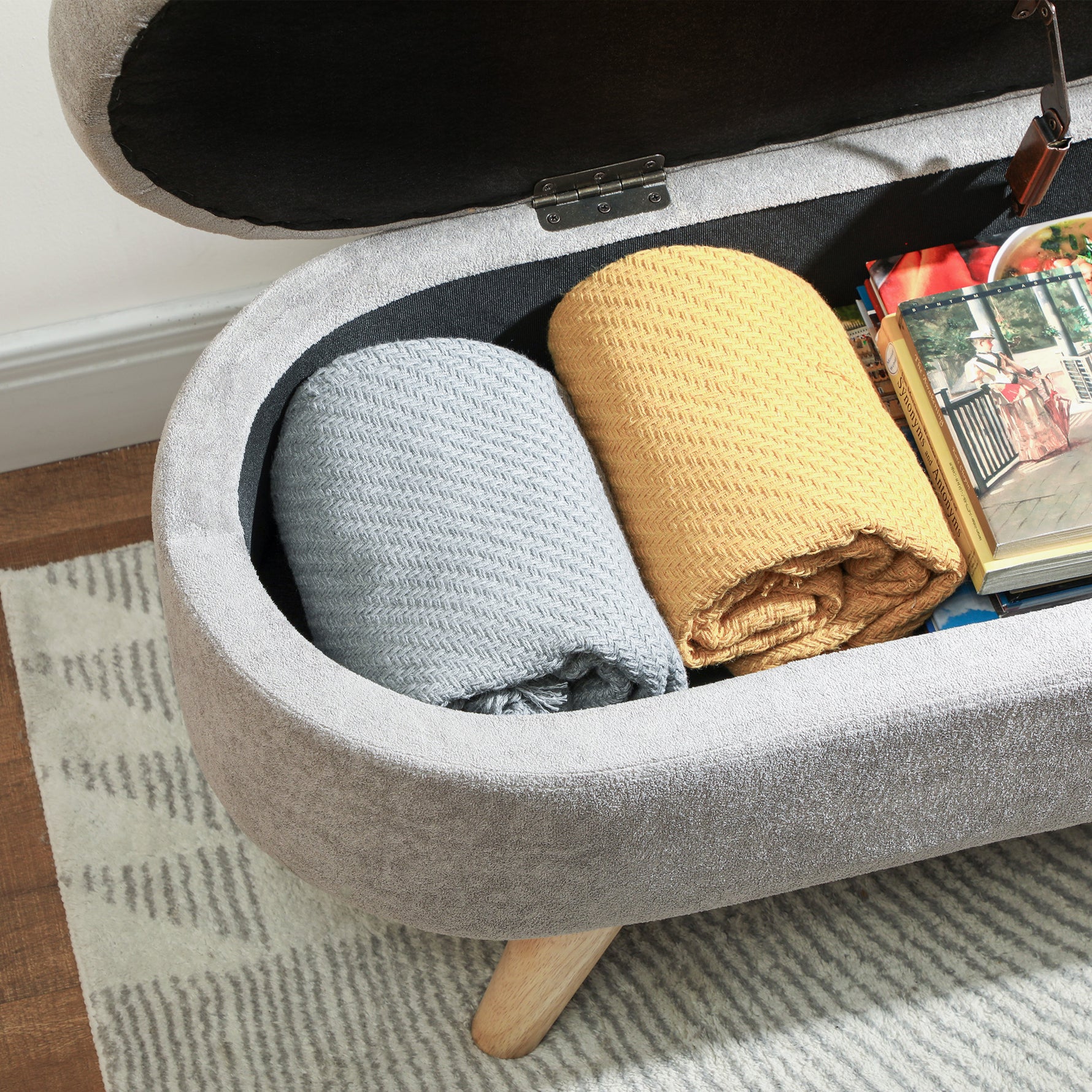 Banc banquette bout de lit coffre de rangement 2 en 1 en tissu avec pieds en bois 110l x 40P x 43H cm gris clair