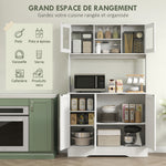 Armoire de cuisine scandinave avec placards, compartiments ouverts, portes vitrées et plan de travail, blanc