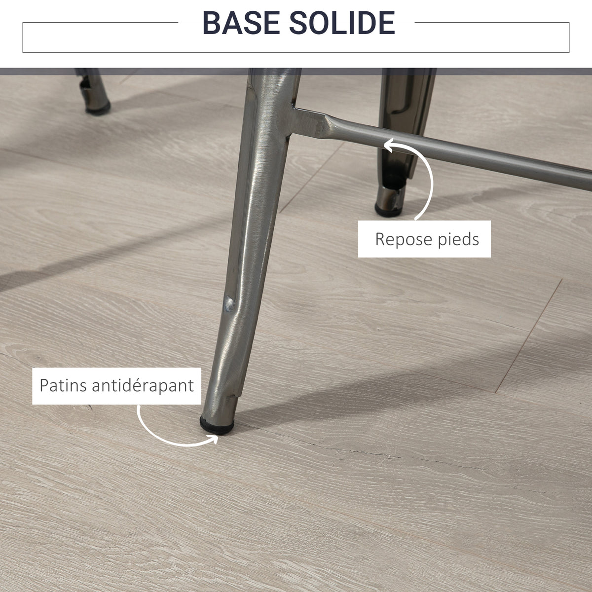 4er-Set stapelbare Industrie-Barhocker Sitzhöhe 76 cm silberfarbenes Metall