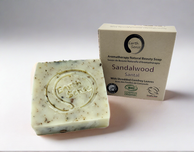 Savon Solide Bio Certifié – Santal & Feuilles de Consoude 90g