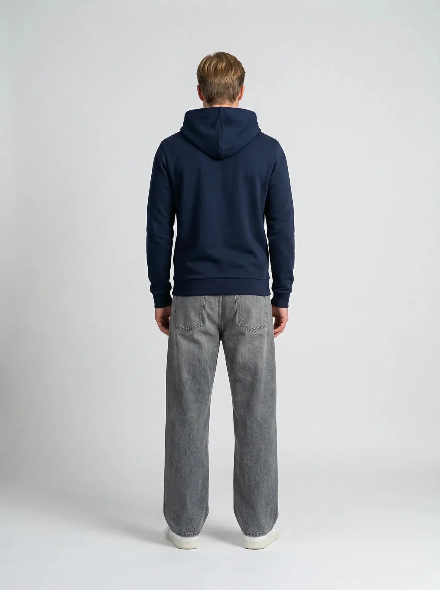 Sweat à Capuche Bleu Marine en Coton Bio – Fabriqué en France – Erverte Paris
