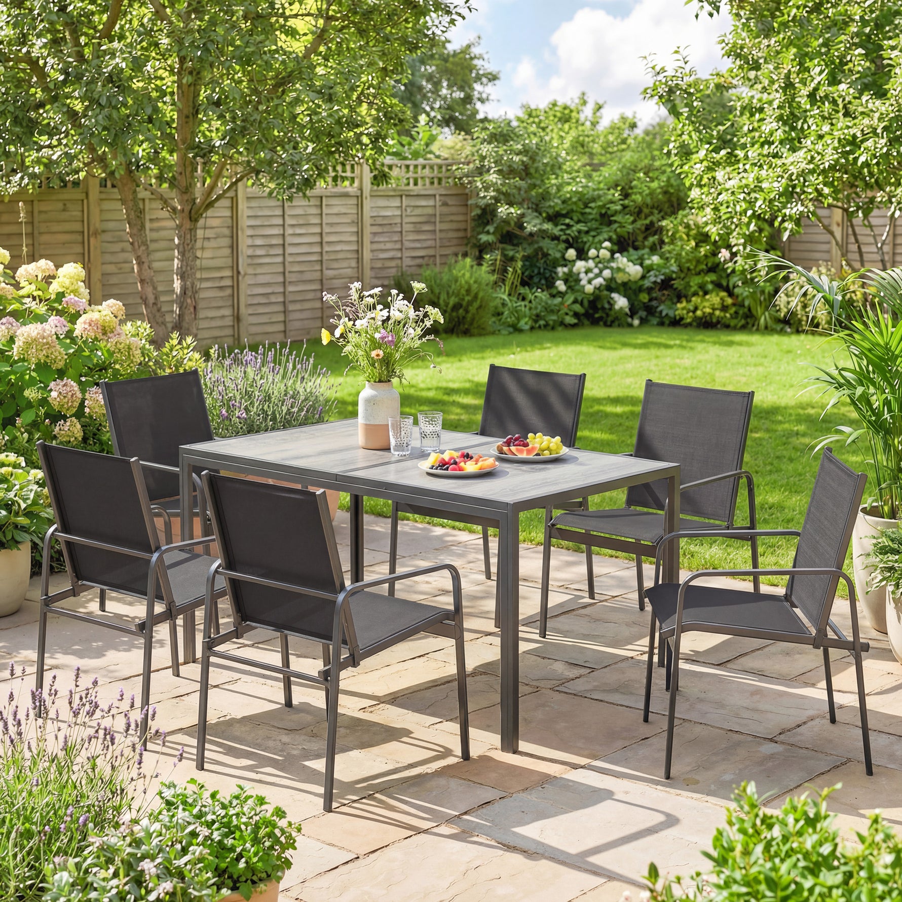 Salon de Jardin Extérieur pour 6 Personnes, Table de Patio Effet Bois et Chaises avec Assise en Maille Respirante, Cadre en Acier Galvanisé, Noir