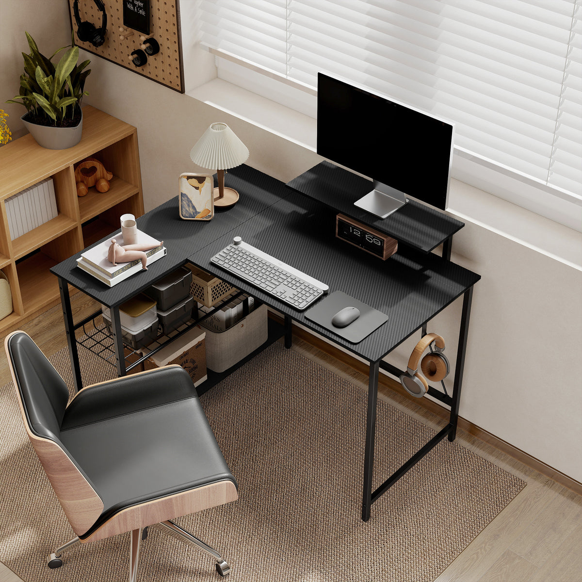 Bureau gaming réversible, bureau gaming d'angle, support pour écran, étagère en maille réglable, 114,5x82x91,5cm, noir