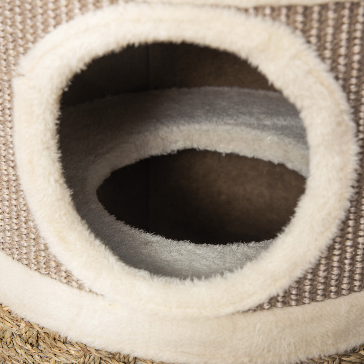Tonneau à Gratter pour Chat, Arbre à Chat Sisal Naturel et Herbiers Marins Recouvert de Peluche, 37,5 x 37,5 x 70 cm, Kaki et Café