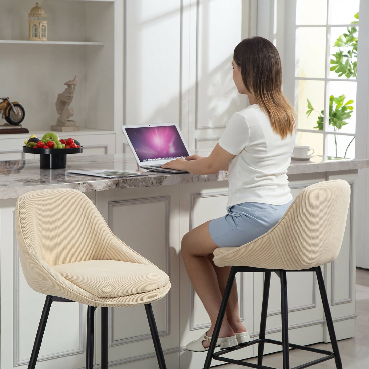 Lot de 2 tabourets de bar en tissu velours côtelé, chaises de bar avec dossier courbé, repose-pieds, 49x52x88cm, beige