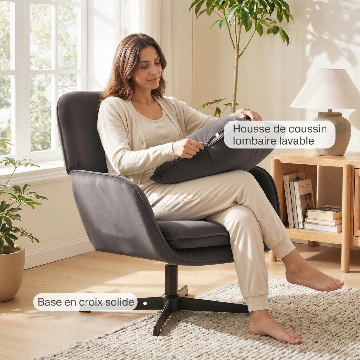 Fauteuil salon, fauteuil d'appoint rembourré en velours avec large assise, coussin et structure en métal, gris foncé
