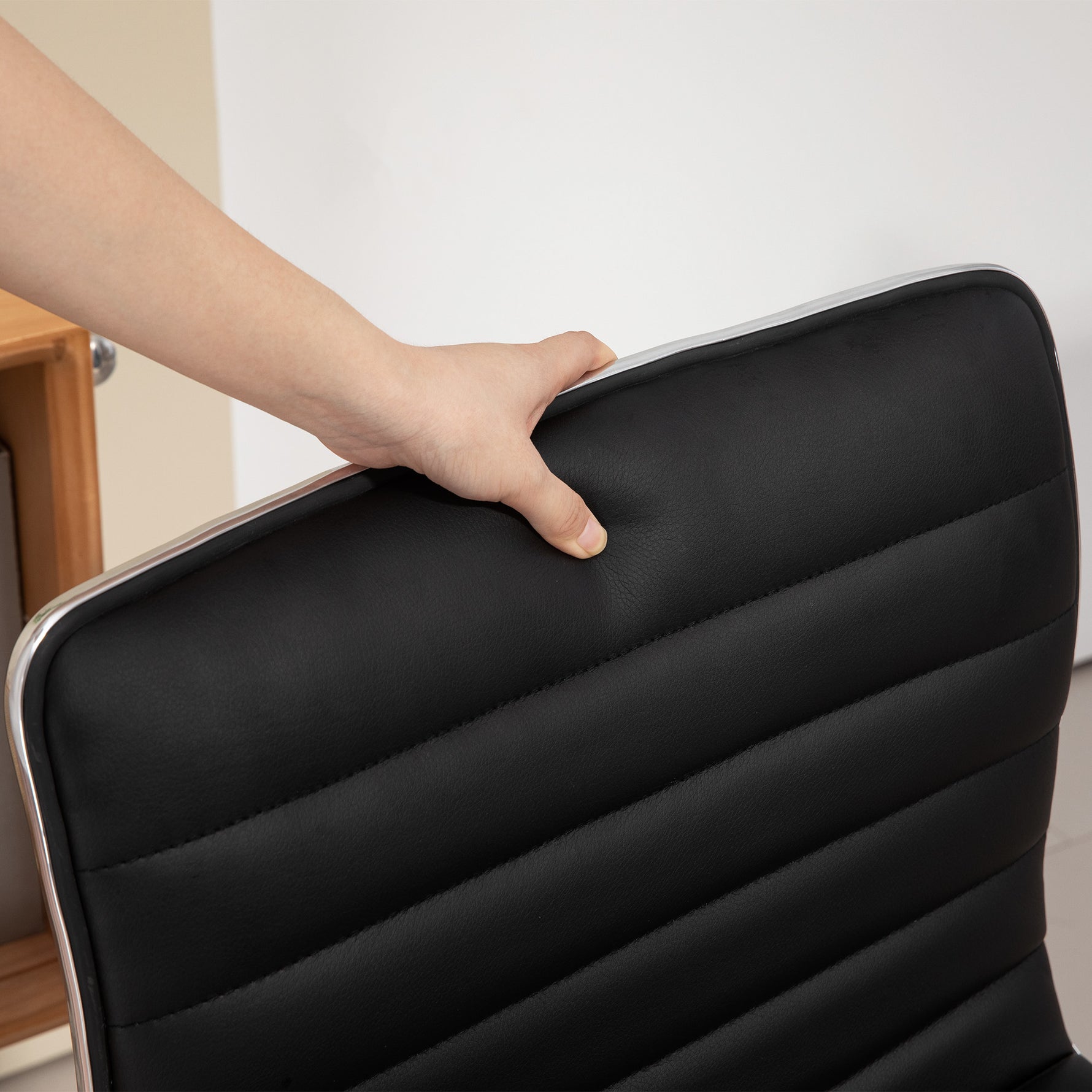 Chaise bureau fauteuil de bureau à roulettes pivotante hauteur réglable siège rembourrée 48 x 52 x 78-90 cm noir