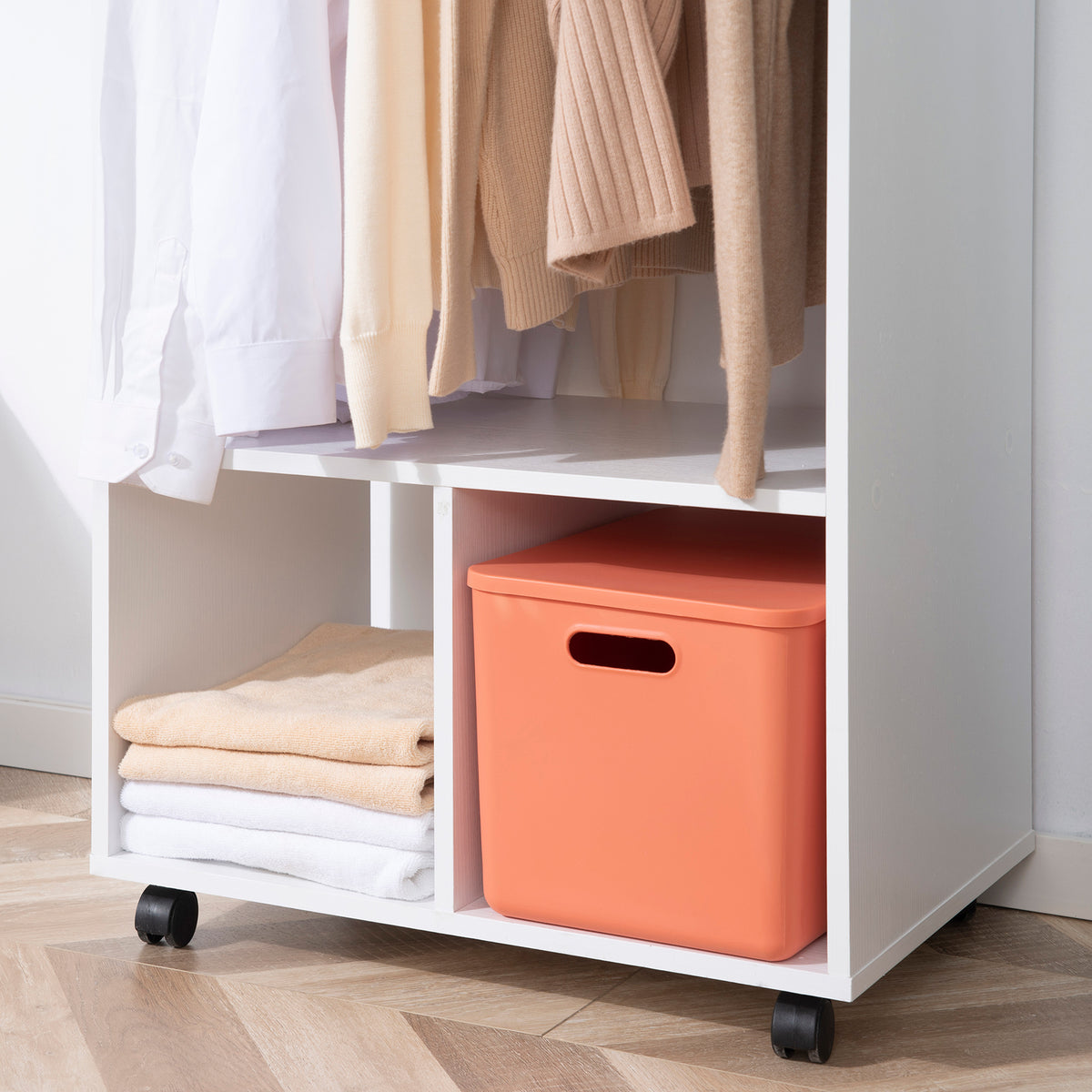 Set di 2 appendiabiti salvaspazio mobili con rotelle, 2 vani + ampio spazio appendiabiti in legno bianco