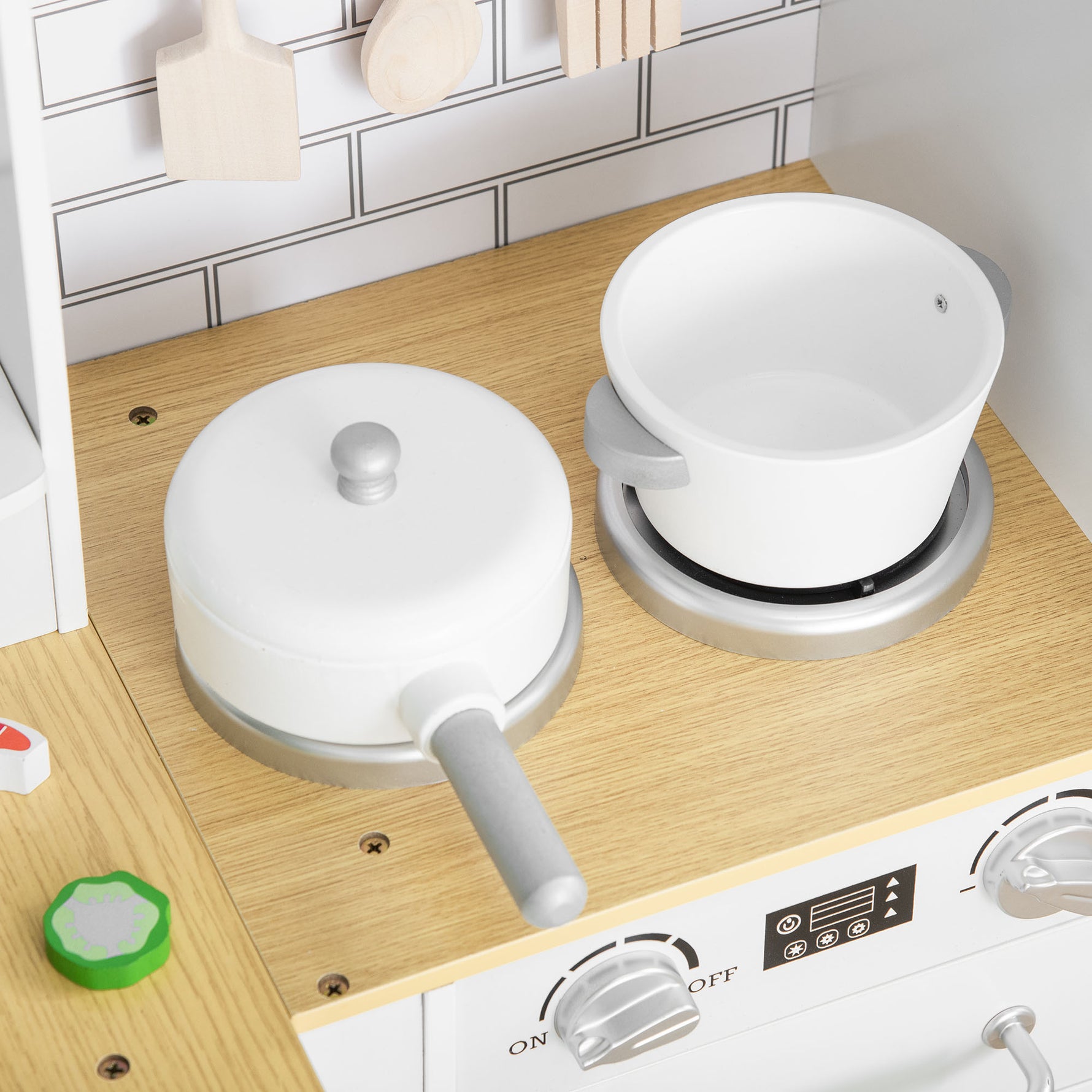 Cuisine pour Enfant 3-6 ans Jeu d'imitation Nombreux Accessoires rangements évier, robinet, four, micro-ondes, hotte, téléphone et réfrigérateur Blanc