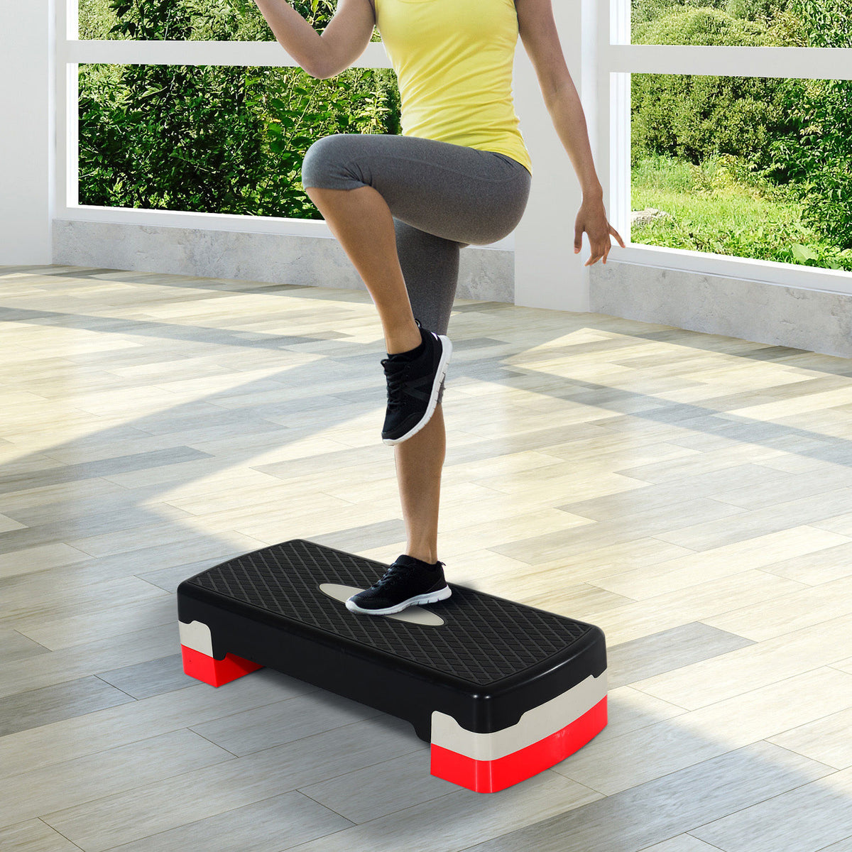 Stepper aerobic fitness hauteur reglable 2 niveaux surface antiderapante PP 68 x 29 x 15 cm rouge noir et gris