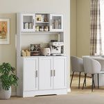 Armoire de cuisine scandinave avec placards, compartiments ouverts, portes vitrées et plan de travail, blanc