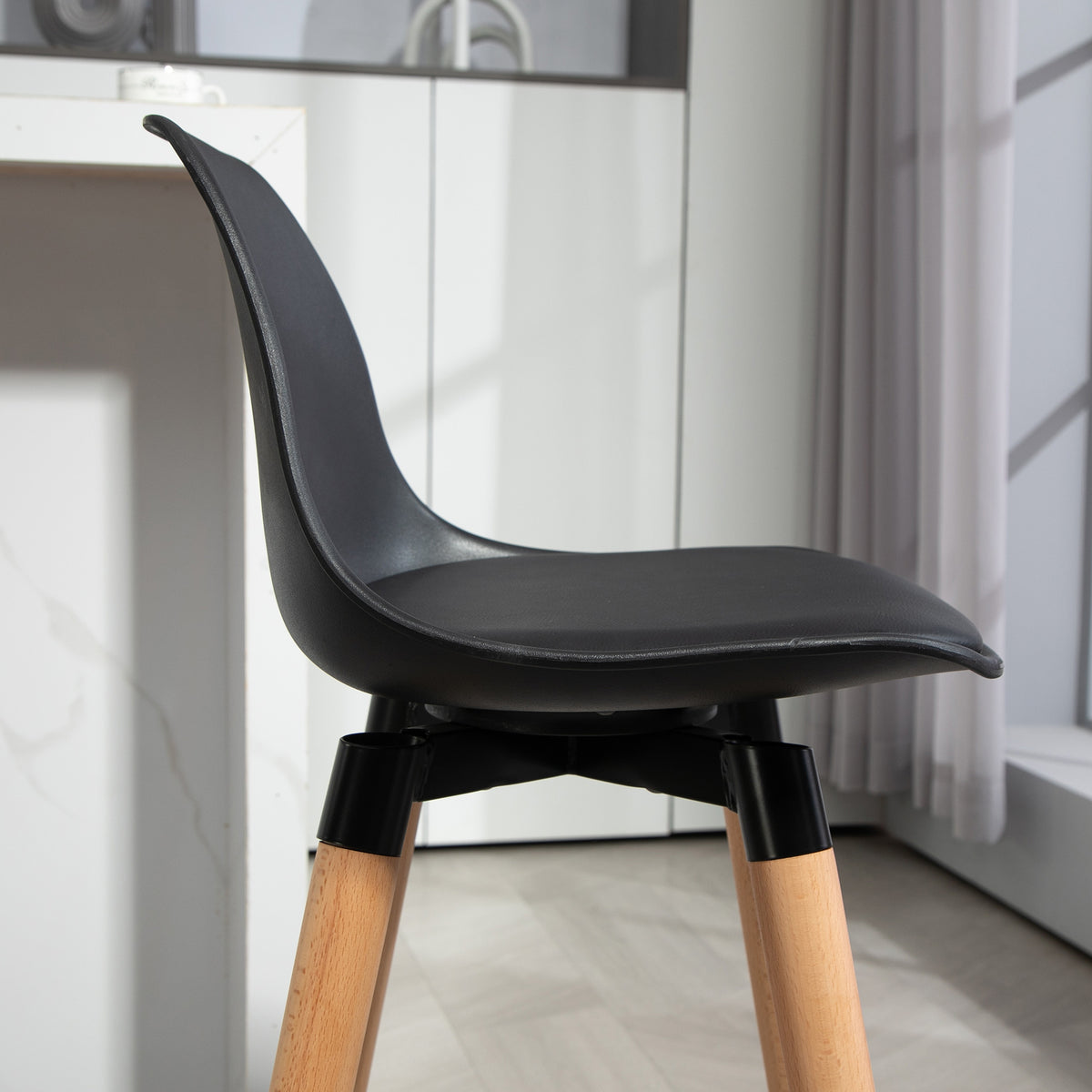Lot de 2 tabourets de bar, chaises de bar avec dossier et repose-pieds, assise rembourrée, 43 x 43 x 91 cm, noir